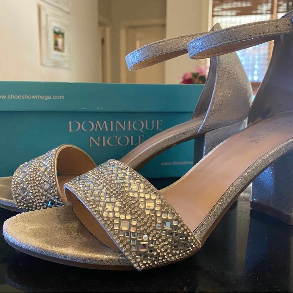 Dominique Nichole heels